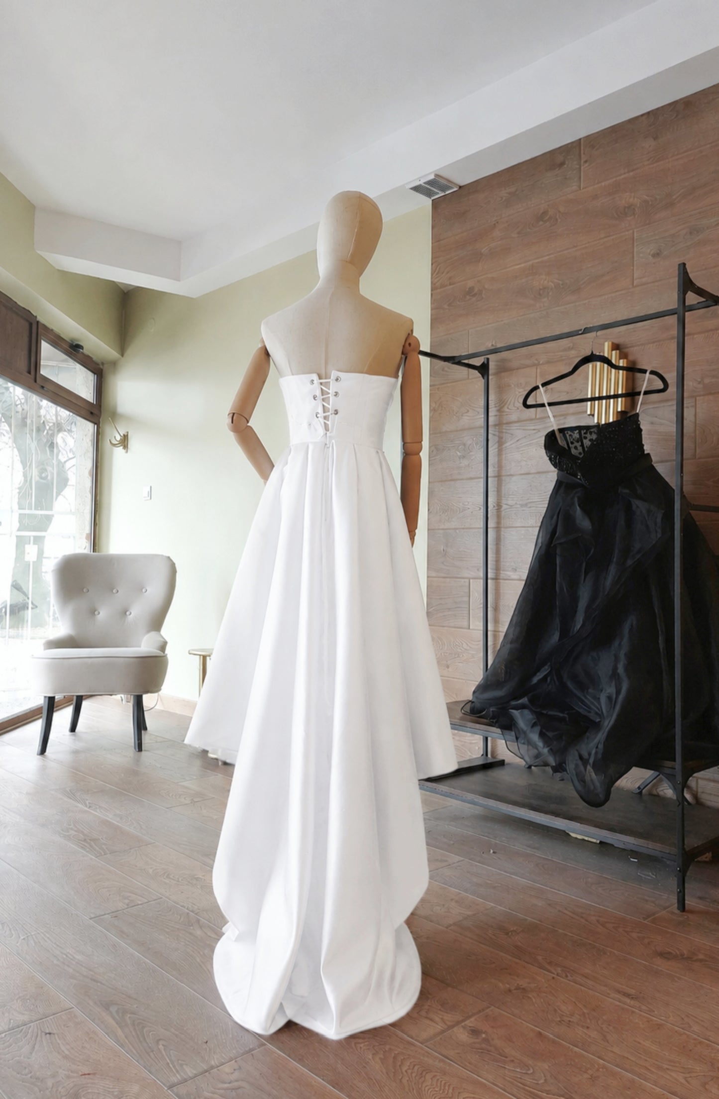 White and Red Matte Satin Wedding Dress – Strapless Corset High-Low Train Gown