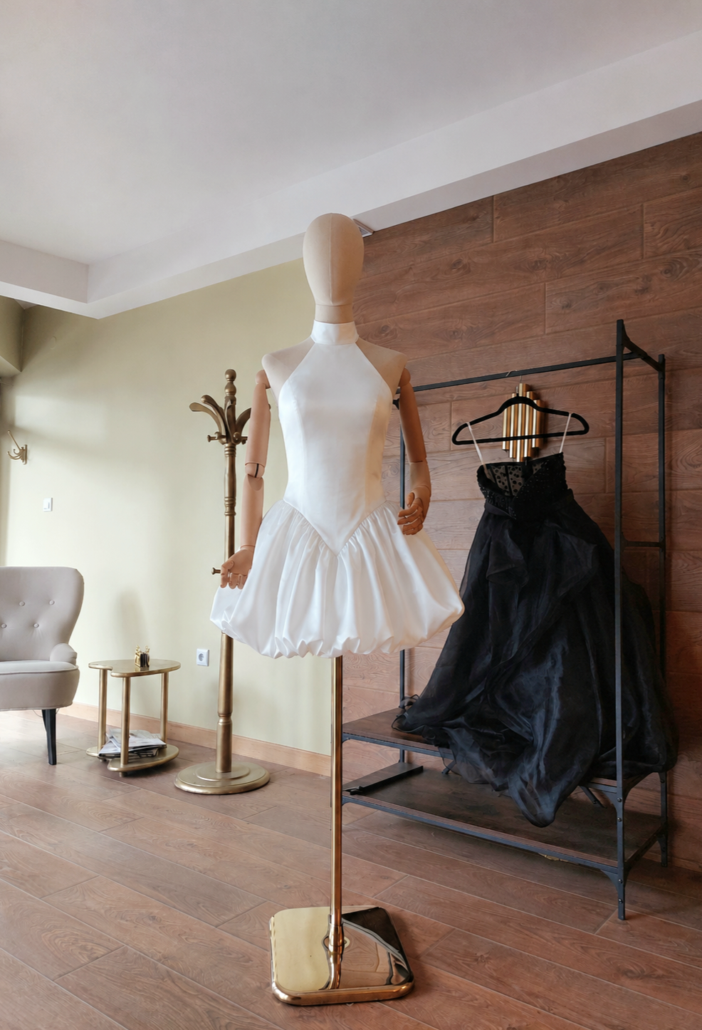 White Bubble Mini Bridal Dress